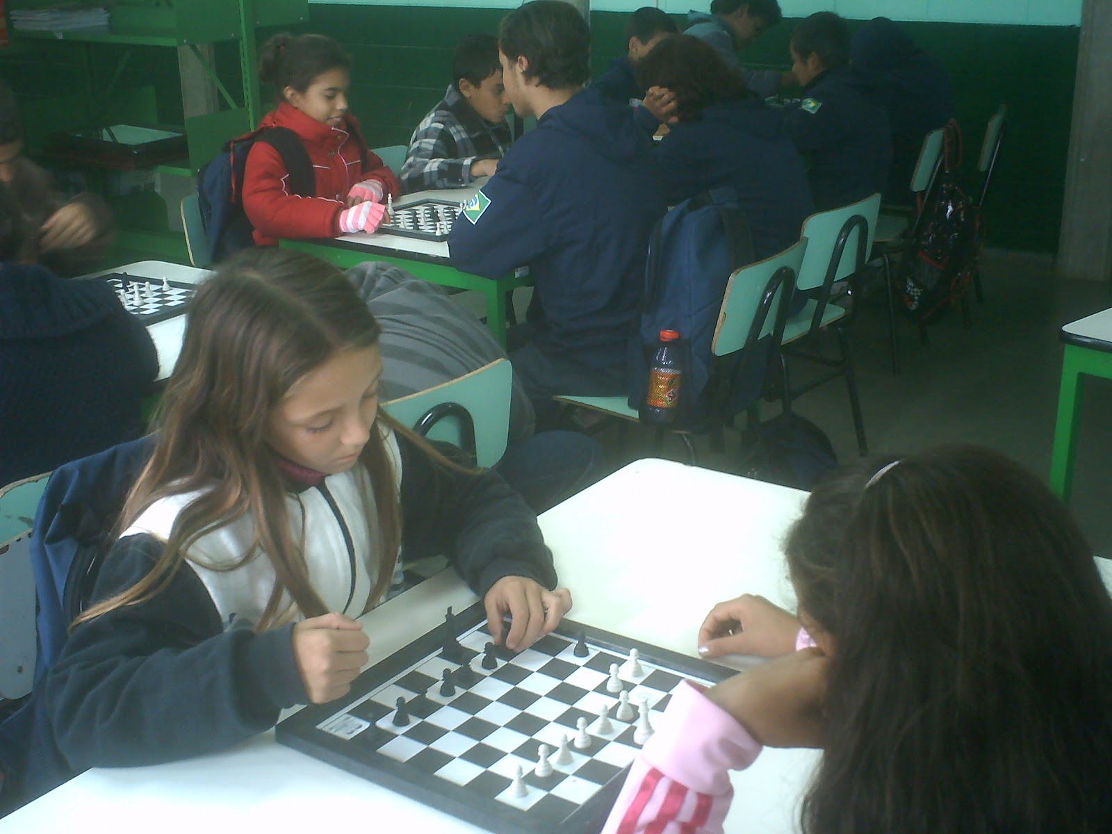Aulas de Xadrez na Escola Caminho do Sol já é uma realidade