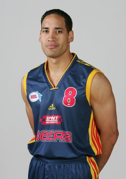 Modern Heroes 1 Paora Winitana