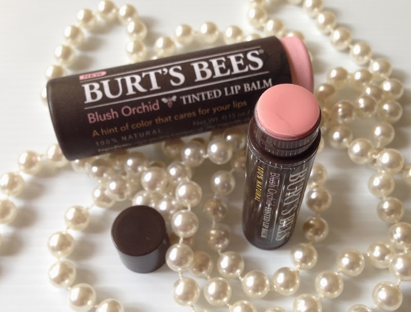 The Made Up Maiden Valentine's Day Lip Ideas with Burt's Bees Blush