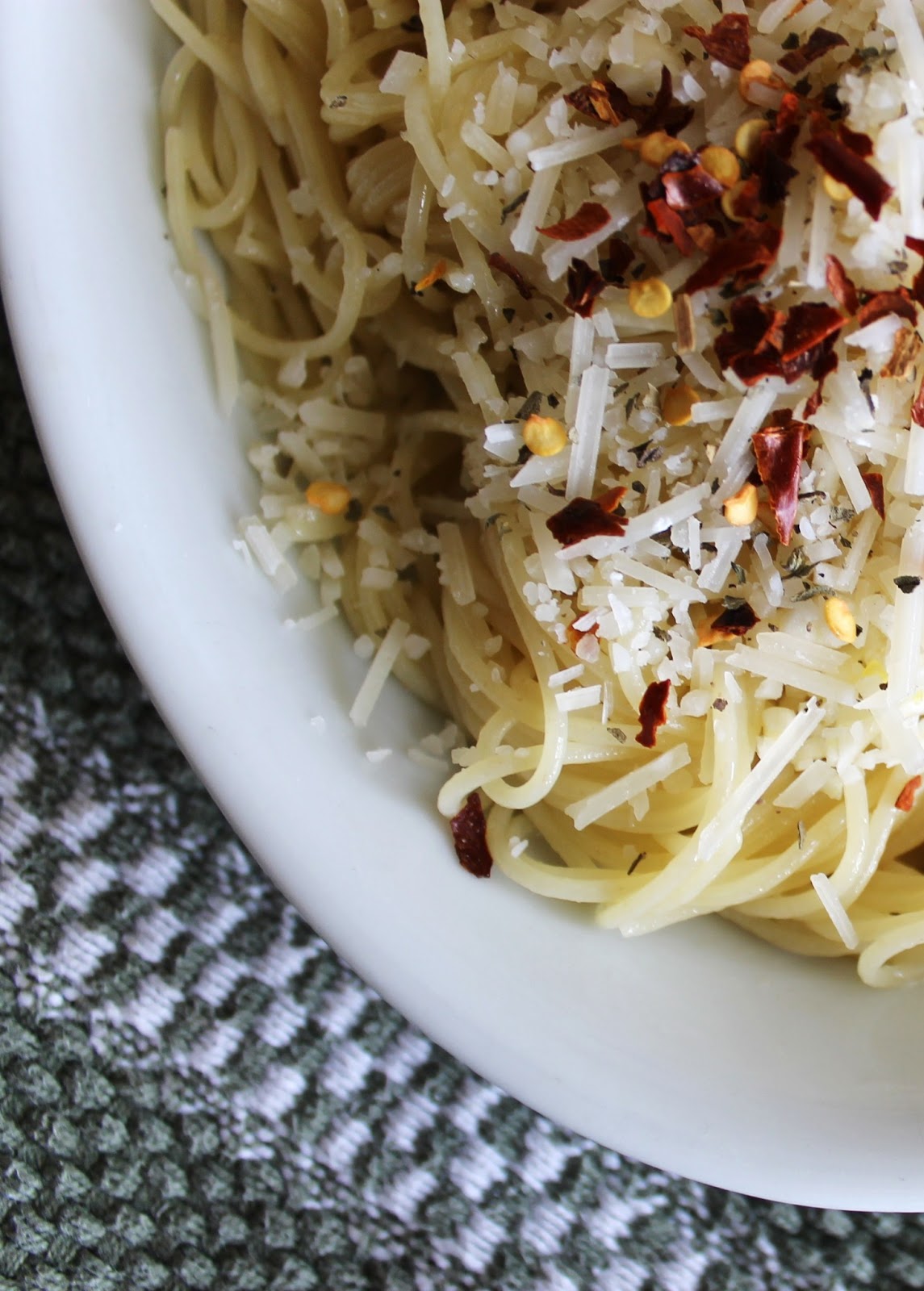 BEAUTY & THE BEARD SPICY & SALTY RED PEPPER PARMESAN PASTA