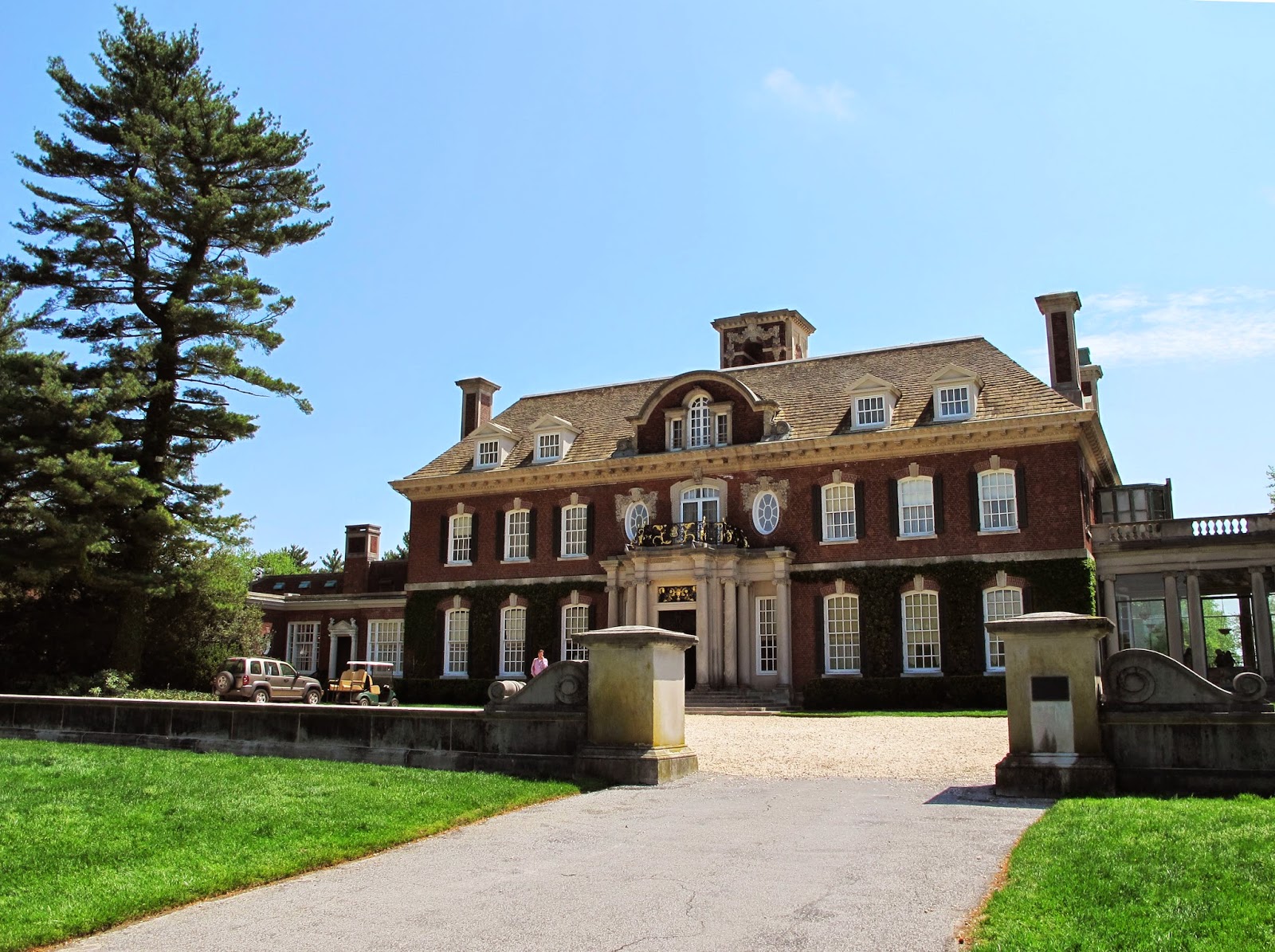 BIG OLD HOUSES Old Westbury Redux