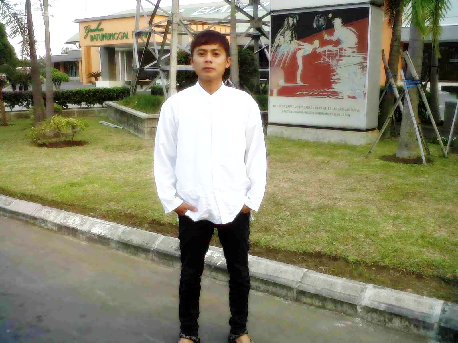 abyunyunt: LIRIK Sakur Ngimpi – mang Darso