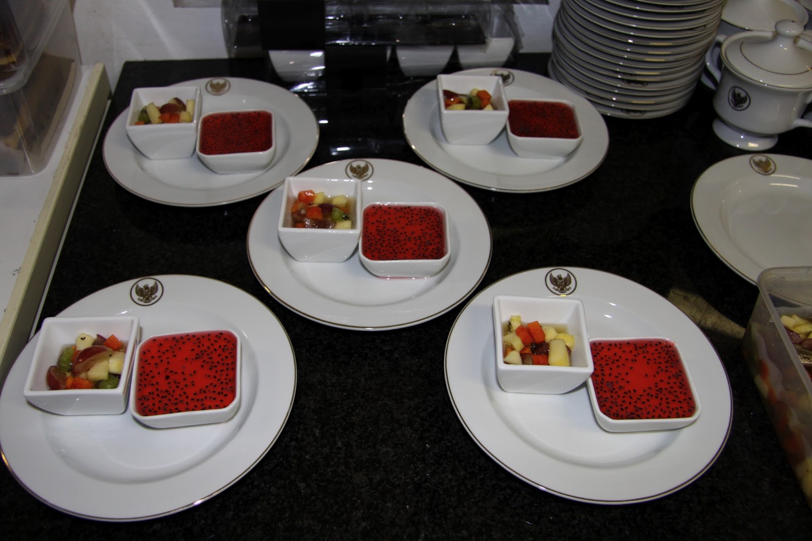 Kreasi Dapur Iis Sukendar: Menu Jamuan Makan Malam