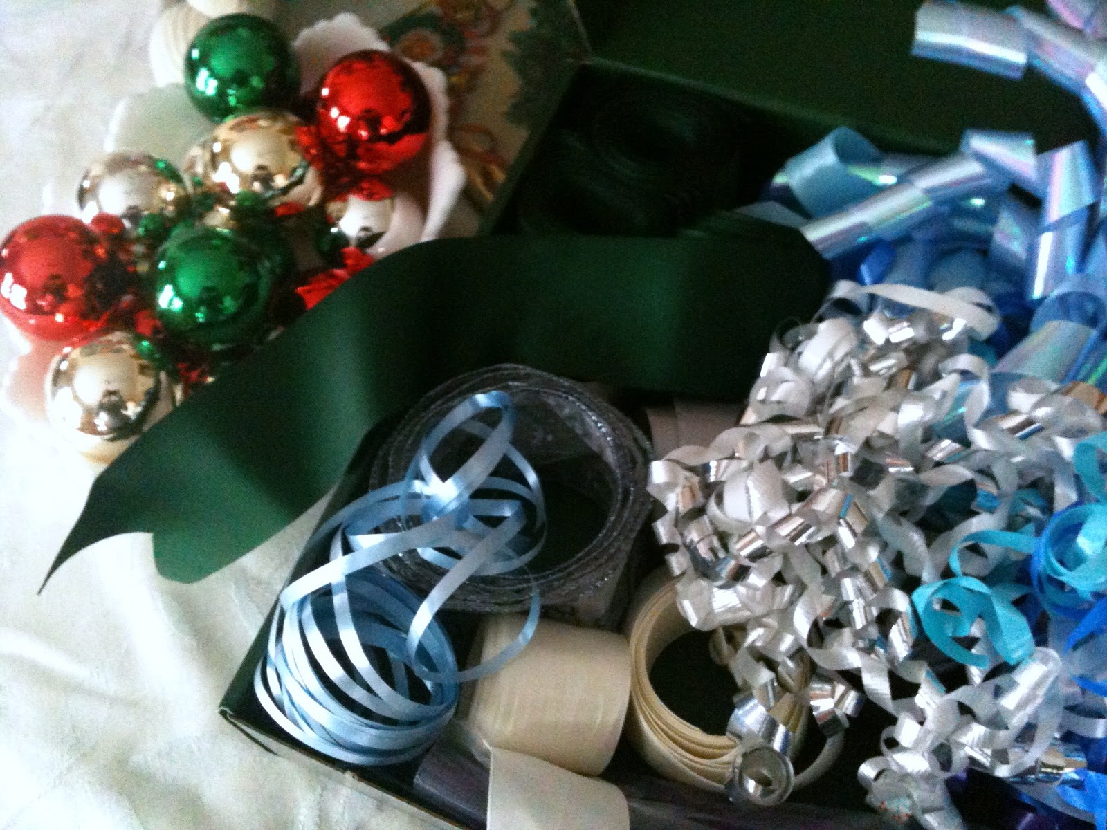 Holly Goes Lightly Strings and Things