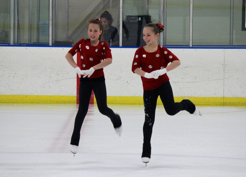 The Scene Holton Students Unite On The Ice