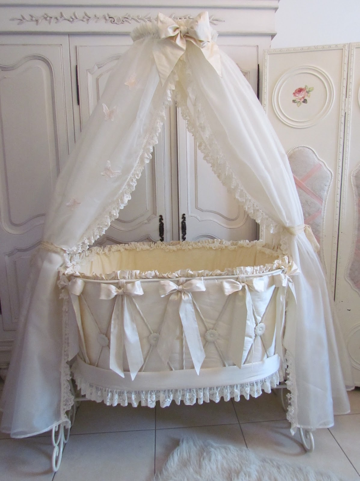 Angela Lace New Baby Bed