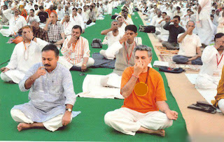 Rajiv Dixit ji doing yoga