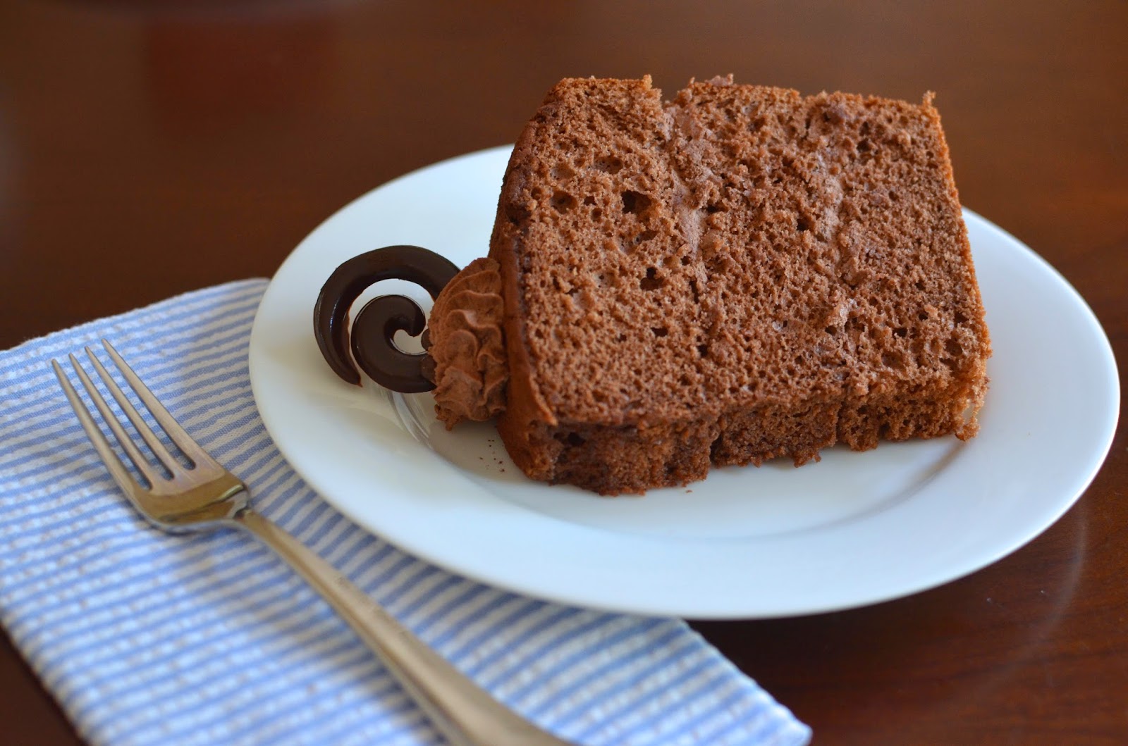 Playing with Flour Chocolate chiffon cake with cocoa cream filling