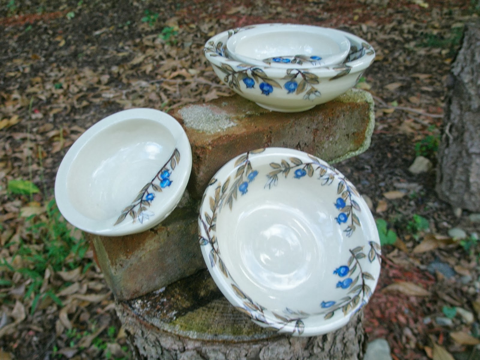 Su Nottingham Pottery