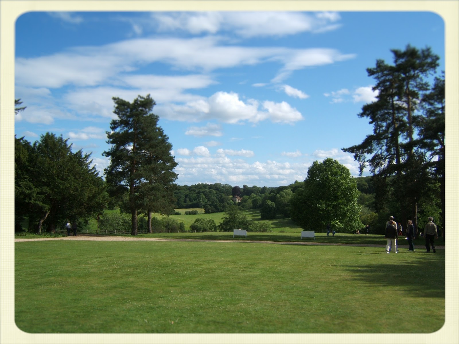 Cream Tea Queen Greys Court, near HenleyonThames