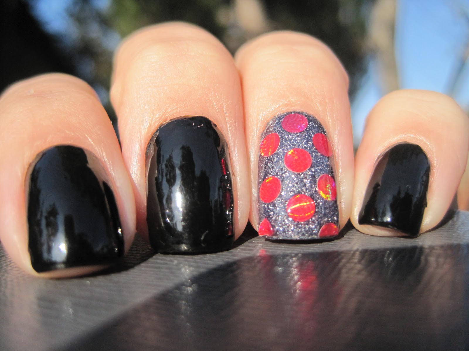 Sparkly Vernis Glitter Week Round and Drop Shaped Glitter