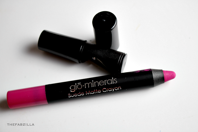 glominerals suede matte crayon review, swatch, spring beauty trend, how to get glowing skin makeup tips, bright lips for spring, glominerals makeup