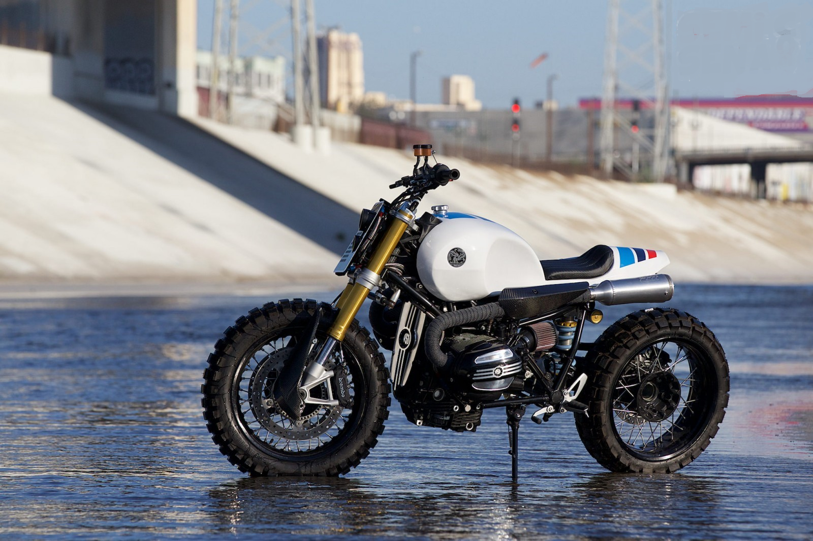 РњРѕС‚РѕС†РёРєР» BMW 1200 R NINET