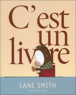 C'EST UN LIVRE de Lane Smith C'est+un+livre