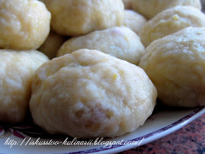 Картофельные гамбовцы со сливой (Szilvásgombóc)