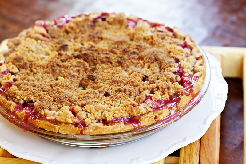 rhubarb crumb pie with a hint of cardamom Sweet Anna's
