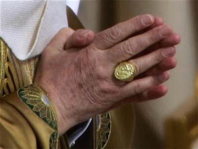Pope Ring