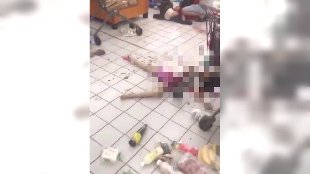 中國深圳沃爾瑪超市驚傳隨機砍人事件,至少2死9傷。 中國深圳沃爾瑪超市驚傳隨機砍人事件,至少2死9傷。