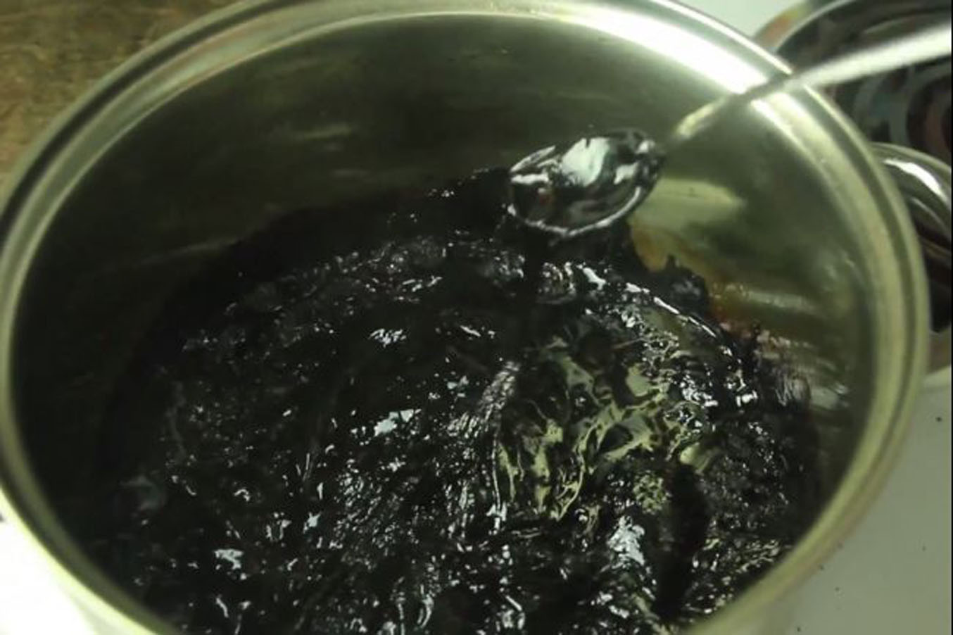 This is What Happens When You Boil Coke Just One More Reason to Ditch