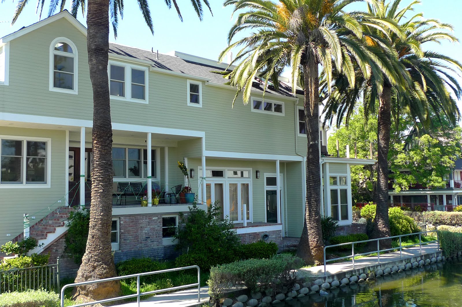 10house Venice Beach Canals, CA