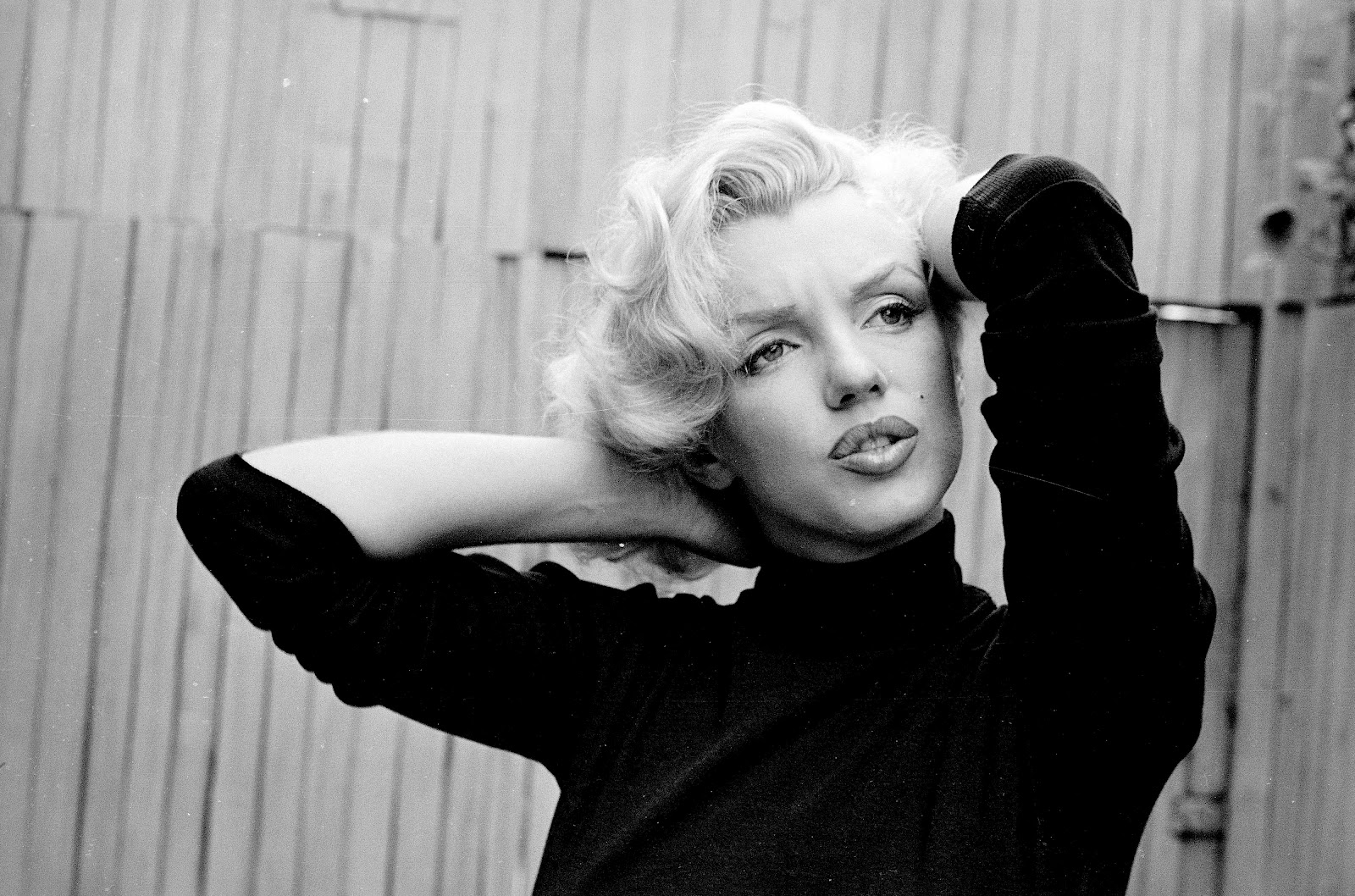 http://3.bp.blogspot.com/-kBKs9WzrV40/T8wn_ja6JWI/AAAAAAAAKA8/TWYj-SsbtJ4/s1600/marilyn-monroe-1277.jpg