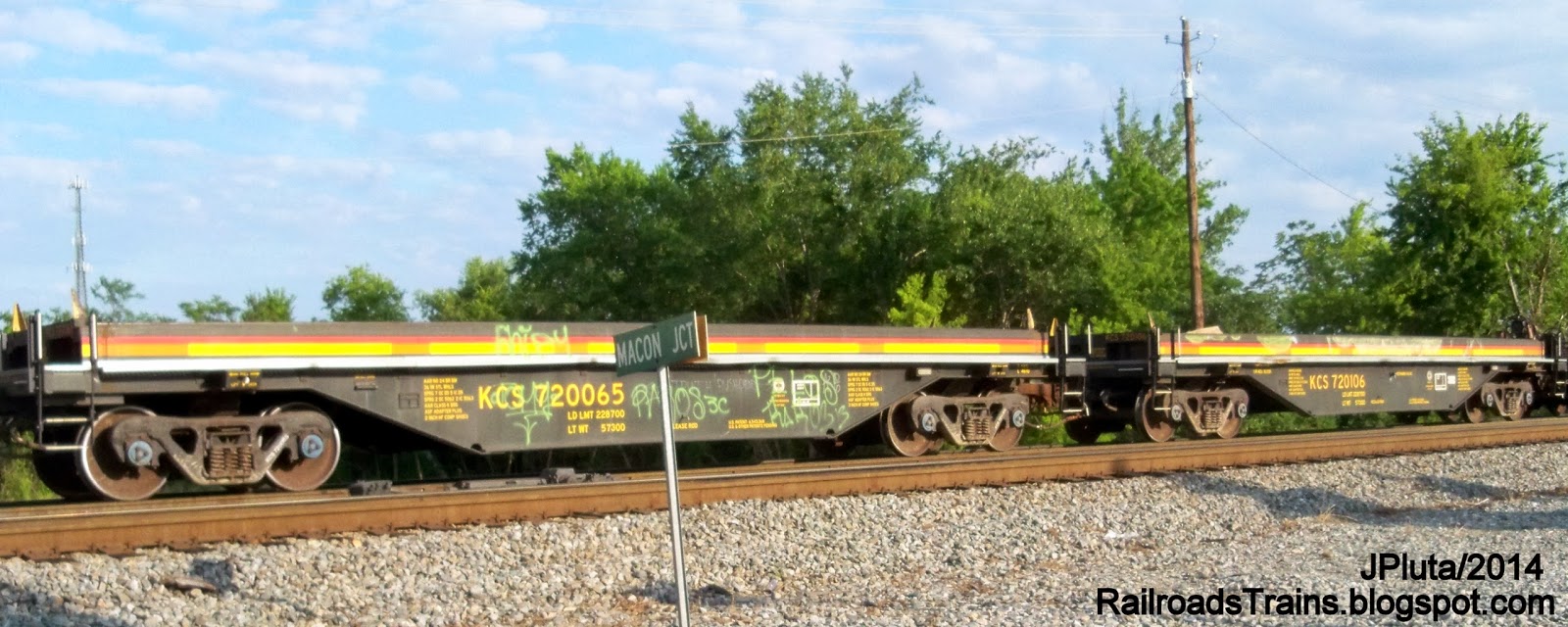 RAILROAD Freight Train Engine EMD GE Boxcar BNSF,CSX,FEC