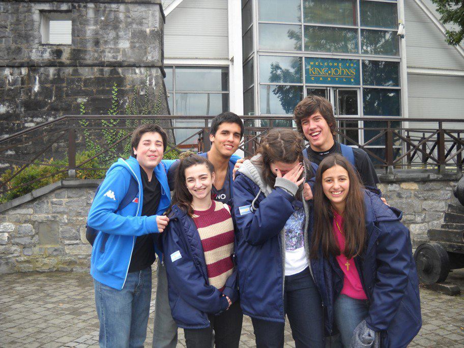 Pero cada recuerdo brillara con los años incluso en el barro o en fotos de cuadros