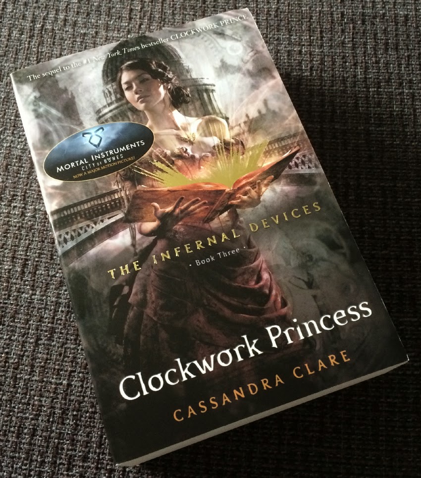 Zellys Bokhylla Clockwork Princess av Cassandra Clare