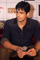 Download Sidharth Malhotra Hot Photos