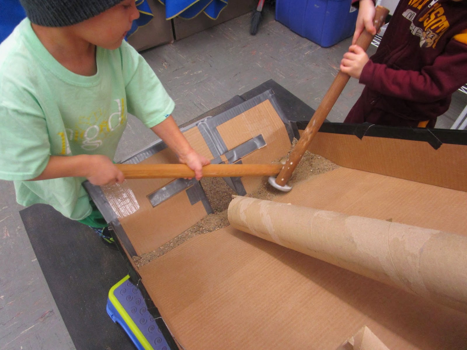 SAND AND WATER TABLES CHANNEL, TUBE AND A HOMEMADE PLUNGER