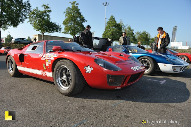 ford gt40 automobile de légende une superbe ford gt40 à magny cours photo blachier pascal