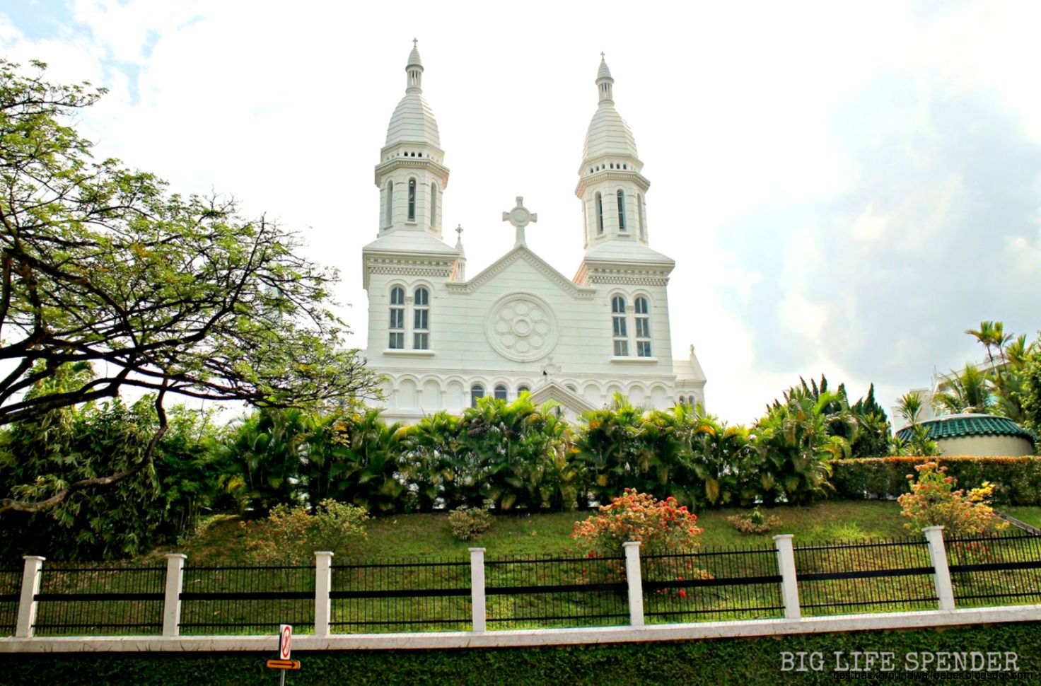 BIG LIFE SPENDER My Top Scenic Catholic Churches in Singapore BIG LIFE SPENDER My Top Scenic Catholic Churches in Singapore