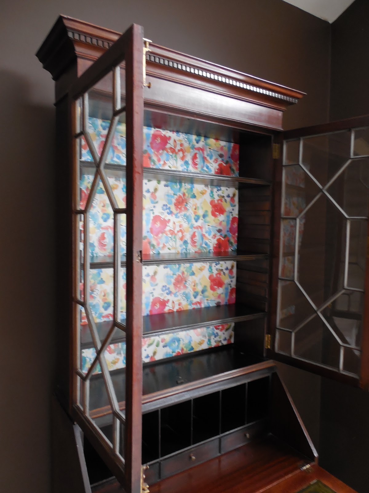 {DIY} Backing Shelves With Wrapping Paper