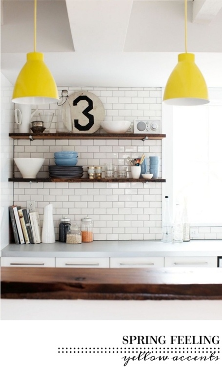 ESTUDIO DE COCINAS CJR: UN TOQUE DE AMARILLO- COCINAS CJR LEON