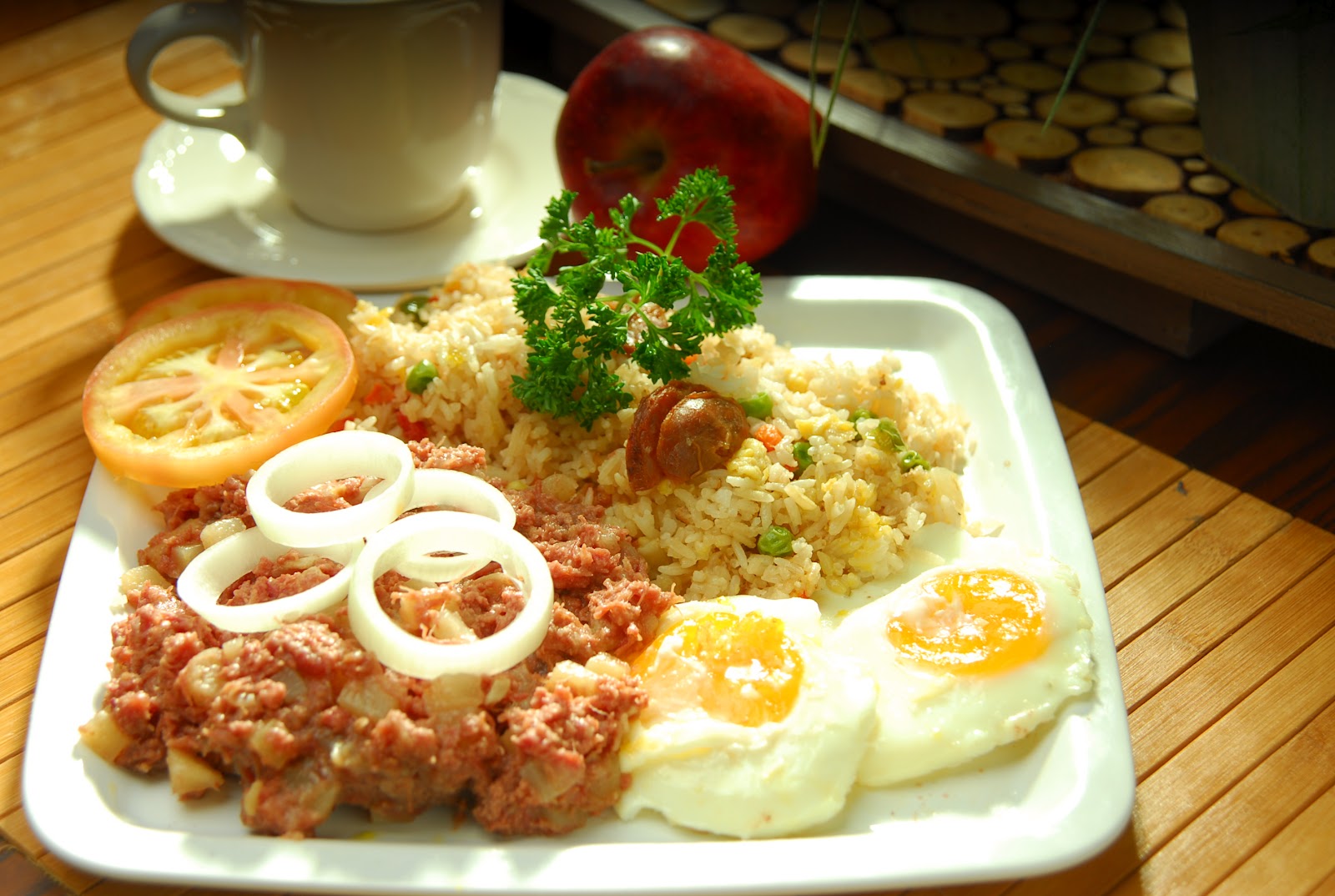 Isla Kulinarya It's Silog time! This time it's Corned beefsilog