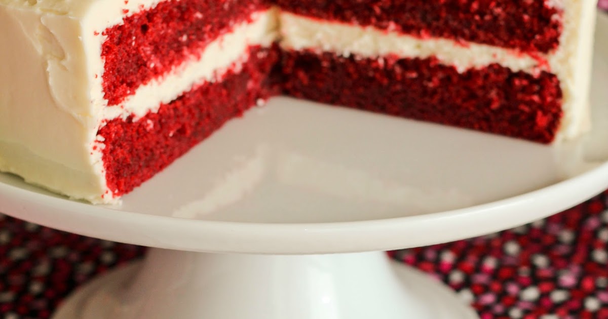 Cupcakes with Sprinkles Red Velvet Cake