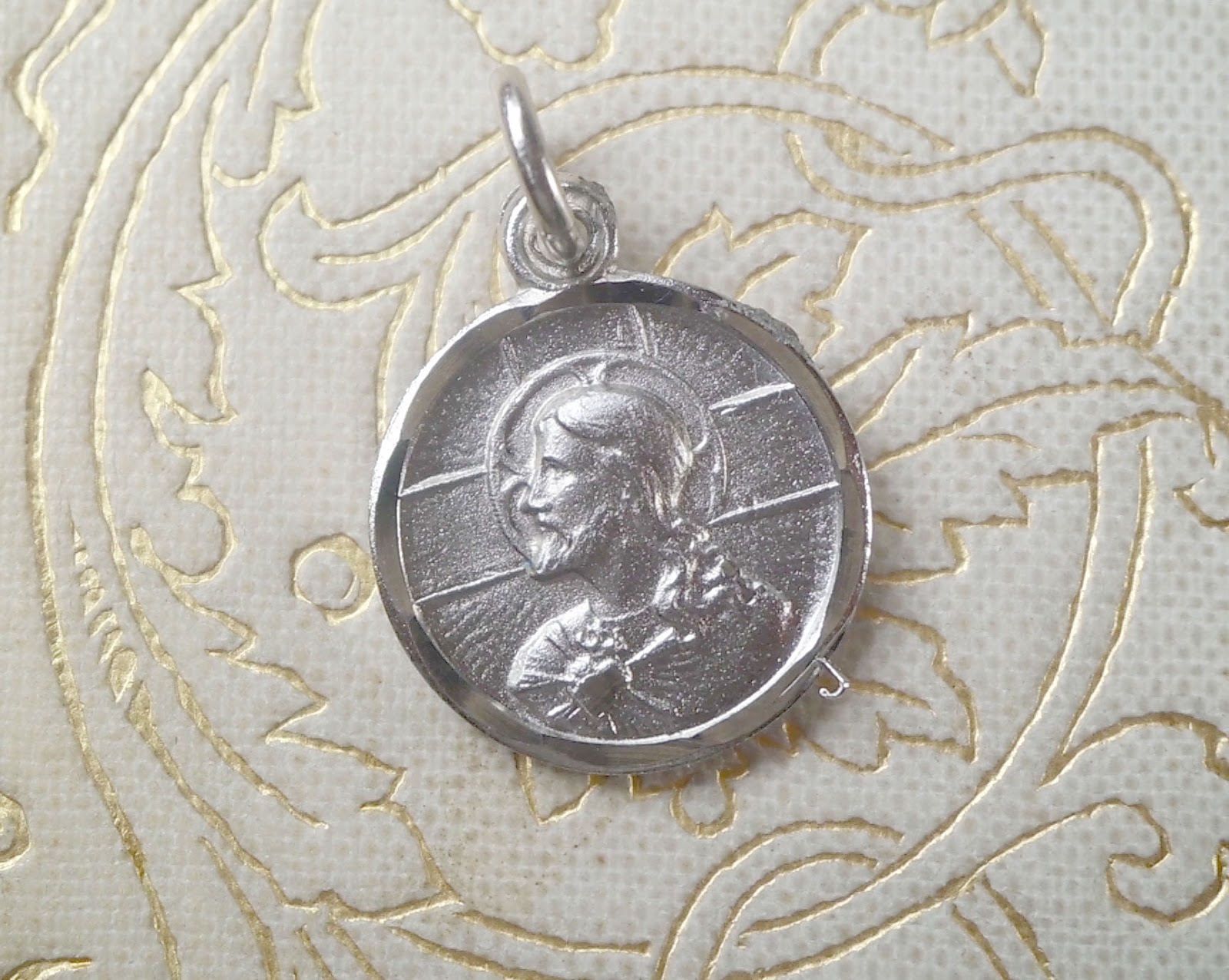 Vintage Religious Medals Small Vintage Bliss Sterling Silver Sacred Heart Jesus Religious Medal