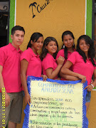 FOTO DEL GRUPO. Publicado por STUDENTSSENA en 10:53 No hay comentarios: (sam )
