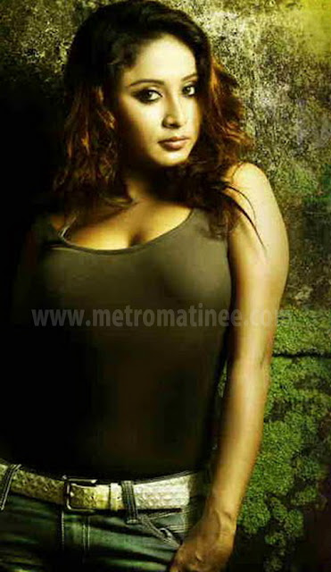 mallu hot actress archana suseelan hot