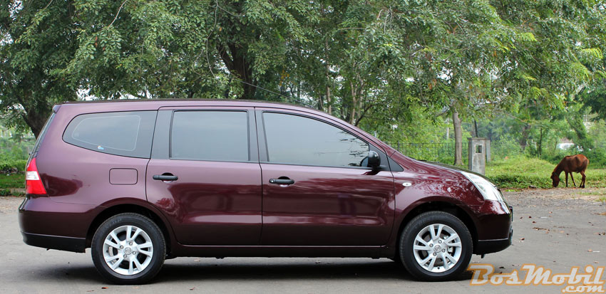 Nissan Grand Livina Nissan Grand Livina