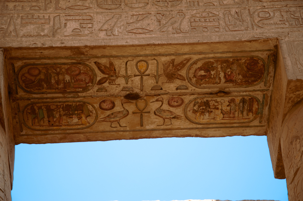 Путешествия: О жизни: Роспись в Карнакском храме