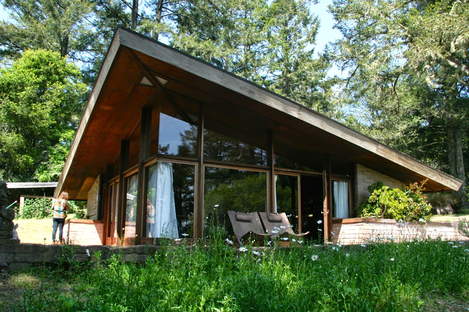 France Is Hexagonal Summit Cottage