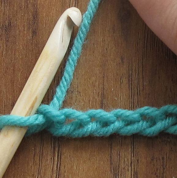 ReCrochetions Tutorials Chain Stitches (Lefthanded)