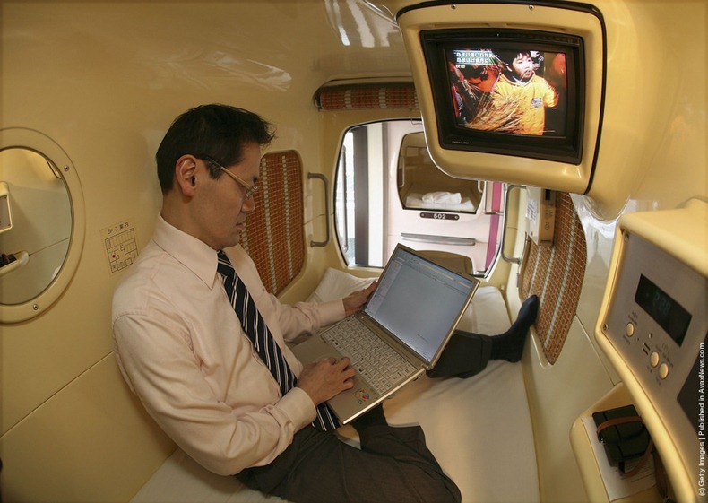Chill Out Capsule Hotel In Japan (6 Pic)