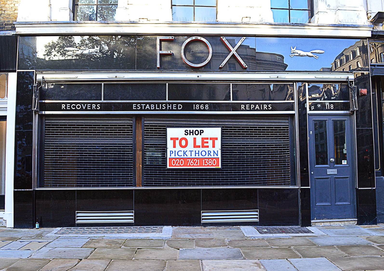 London's Historic Shops and Markets Fox Umbrellas, 118 London Wall, EC2