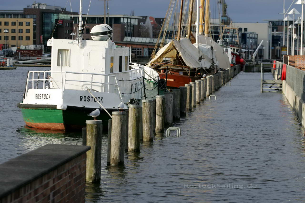 Rostock Sailing Hochwasser Im Rostocker Stadthafen 06 01 2012