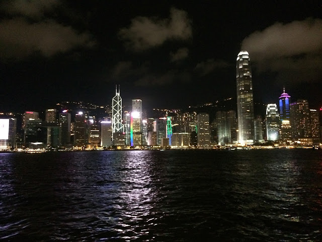 wisata, avenue of the star hongkong,symphony of lights