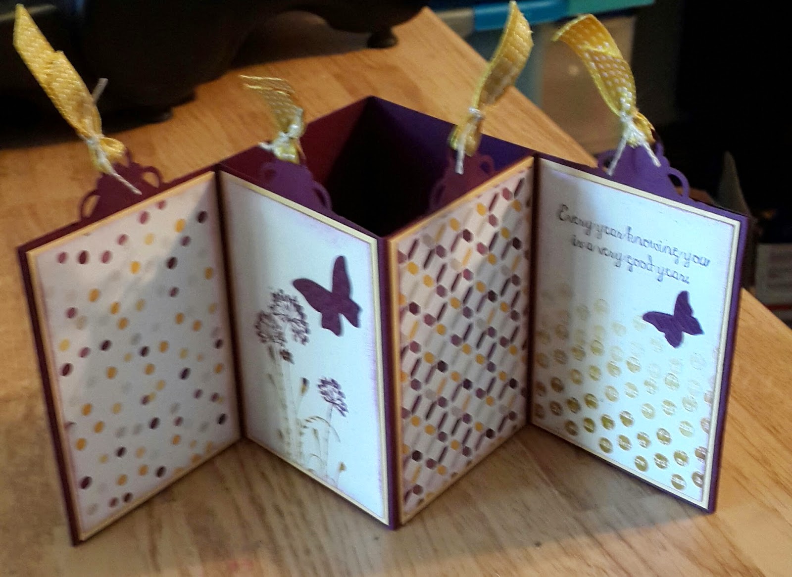 Mary Lee's Stamping Concertina fold