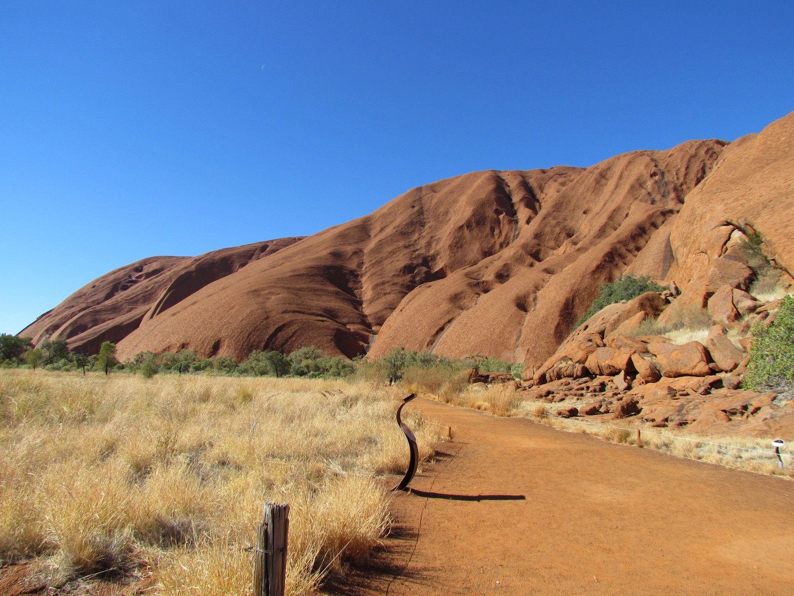Outback Holiday Uluru Base Walk