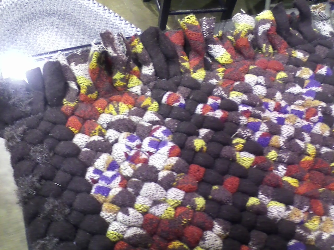 Pendleton Woolen Mill Store: Creative Customers: Sandy's Braided Rugs Pendleton Woolen Mill Store: Creative Customers: Sandy's Braided Rugs